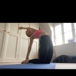 Daisy Armstrong - @peopledopilates - Instagram