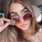 D. Titcomb | Blog - @daisy.awf - Instagram