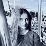Daisy Barrett - @daisy_gr4ce - Instagram