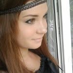 Daisy Baskin - @sweetfearyoga - Instagram