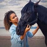 Daisy Beach - @daisybeach1 - Instagram