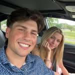 Daisy Beebe - @daisybeebe1228 - Instagram