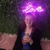 Daisy Booker - @daisbooks - TikTok