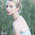 Daisy Booth - @daisybooth89 - Instagram