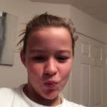 Daisy Burns - @dizziyburns - Instagram