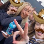 Daisy Burrows - @daissxx13 - Instagram