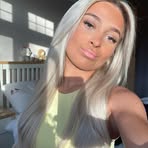 Daisy Dow - Facebook