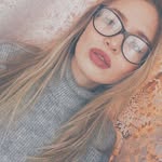 Daisy Downing - @daisyazy - Instagram