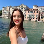 Daisy Ellis - Facebook