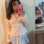 @daisyfloresb - Instagram