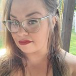 Daisy Harvey - @daisyharveymakeupartist - Instagram