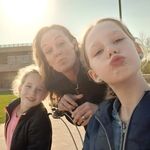 Daisy Hoffman - @daisy.hoffman.3990 - Instagram