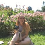 Daisy Kemp - @daisy_mae_vintage - Instagram