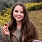 Daisy Knowles - Facebook
