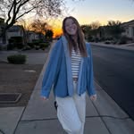 Daisy Larson - @daisy.larson - Instagram