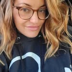 Daisy Lilly - @derichwise - Instagram