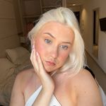 dais 🌴🥥🌺 - @daisymanning.x - Instagram