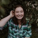 Daisy Meyer - @friend.of.spiders - Instagram