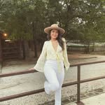 Daisy Miller-Andrino - @daisywitlove - Instagram