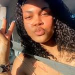 Daisy Moses - @wassuuh.d - Instagram