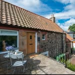 @daisy_cottage_oldhamstocks - Instagram