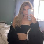 @daisypeacockk - Instagram