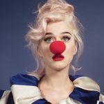 Daisy Dove Bloom & Katy Perry - @katydaisypictures - Instagram