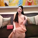 Daisy Pham - @daisy.pham9 - Instagram