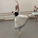 Daisy Reynolds - @daisyballet7 - Instagram