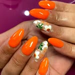 Daisy Roberts - @daisyrobertsnails - Instagram