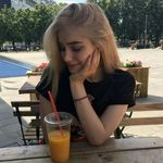 Daisy small - @daisysmall32 - Instagram