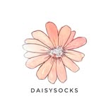 デイジー (deijī) - @_daisysocks - Instagram
