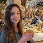 Daisy Strong - @daisyflowerb - Instagram