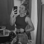 Daisy Vaughn - @fitbydais - Instagram