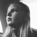 Lauren Daisy Weeks - @lauren.daisy.weeks - Instagram