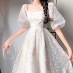 Daisy Yoon Fashion House - Facebook