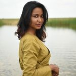 Dalia Roy - @dalia_missbeehave - Instagram