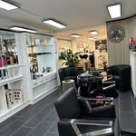 Dalia Sanchez - @coiffeur_beim_amtshaus - Instagram