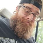 Damian Becker - Facebook