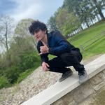 Just some artist - @damian_becker_ - Instagram