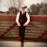 Damian Bender - @bender_the_hick - Instagram