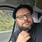 Damian Berg Lawrynowicz - Facebook