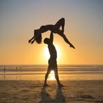 Damian Everett - @acro_gardener - Instagram