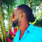 Damian Lezama - @blacjamesbond - Instagram