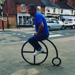 Damian Lowe - @livinglifeonbikes - Instagram