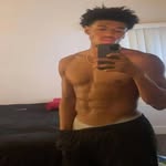 @damian_sky123 - Instagram