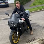 @damian.smalley - Instagram