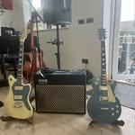 Damien Logan - @dacustomguitars - Instagram