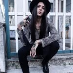 Damien Moon - @damienmoon7 - Instagram