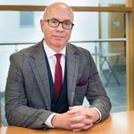 Damien Page - @prof_damien_page - Instagram